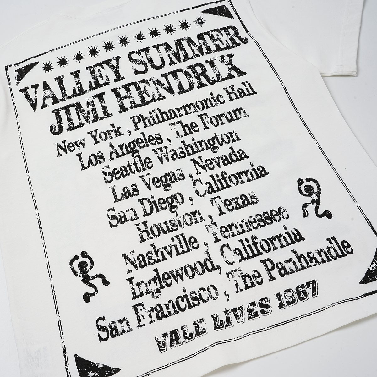 VALLEY Dreams Graphic Short-Sleeve T-Shirt