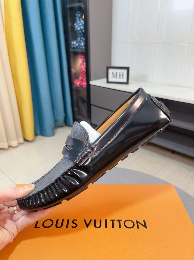 Louis Vuitton Patterned Vamp Loafers